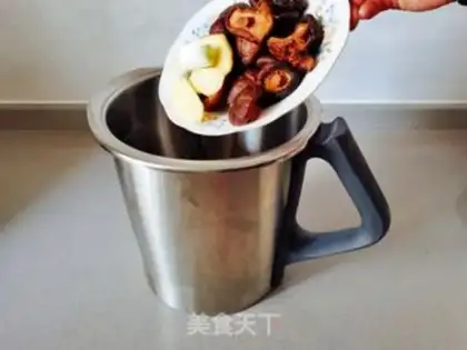 Make Homemade fragrance mushroom sauce step 2