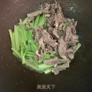 Make Creamed lamb rolls step 4