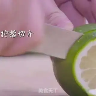 Make Thai Winter Cunt soup step 1