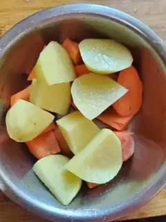 Make Potato carrots and hens step 3