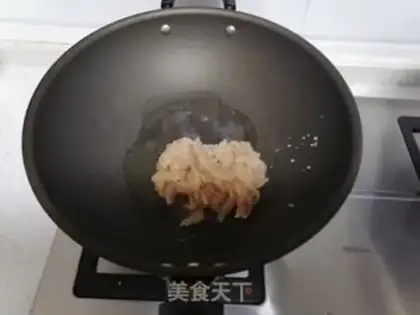 Make Celery chicken fried wood step 2