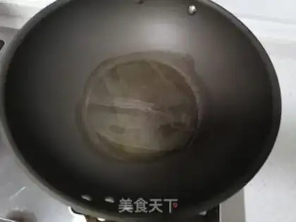 Make Scrambled eggs step 2