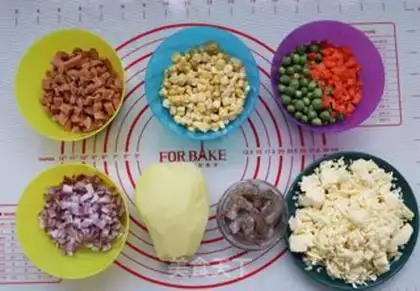 Make A little potato pizza for shrimp step 0