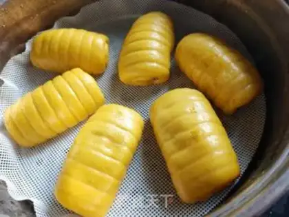 Make caterpillar sausage roll step 16