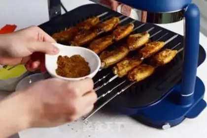 Make Roasted chicken wings step 8