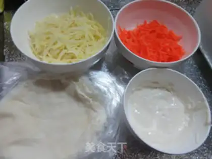 Make A carrot, a potato roll step 0