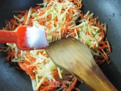 Make A carrot, a potato roll step 2