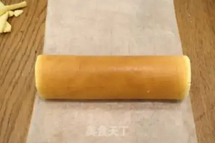 Make Red bean sari roll step 17