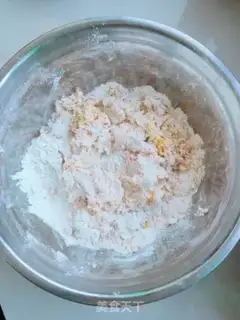 Make A petal bun step 3