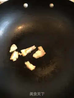 Make Cinnamon fungus mushroom chicken step 1