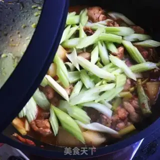Make Wine and chicken legs and vegetables step 12