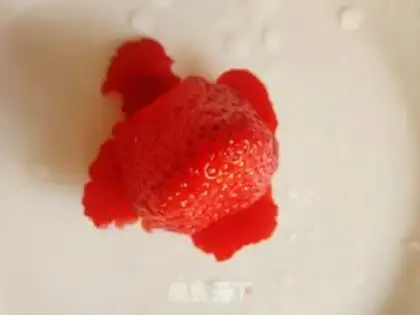 Make Strawberry garlic roses step 6