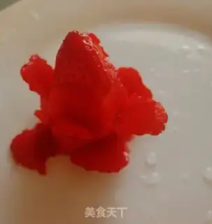 Make Strawberry garlic roses step 7
