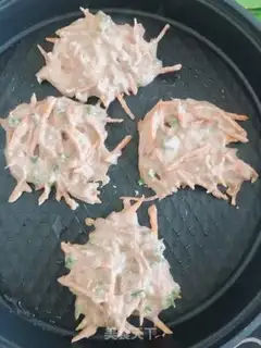 Make All-mega carrot omelet step 4