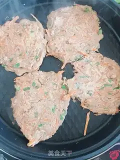 Make All-mega carrot omelet step 5