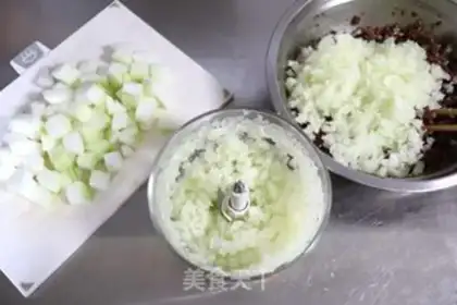 Make Pork dumplings step 5