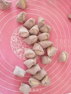 Make Carrot egg dumplings step 3
