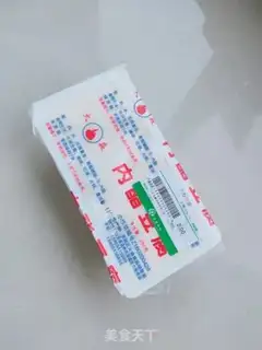 Make Big bone soup, tofu step 0