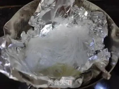 Make Tin paper fan varnish step 3