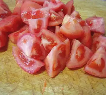 Make Tomato beef soup step 1