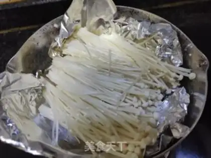 Make Tin paper fan varnish step 4