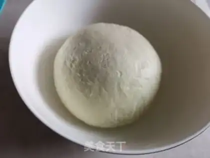 Make Japanese milk rolls step 3