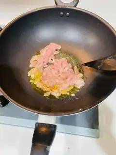 Make ♪ White carrots and fried meat ♪ step 0