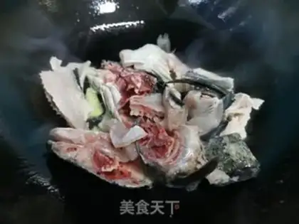 Make Black fish mushroom soup step 1