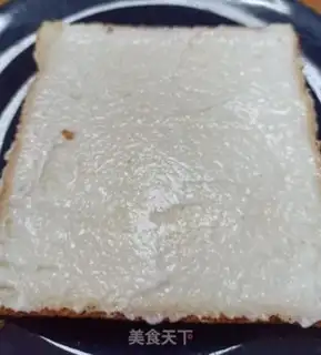 Make Strawberry yogurt toast step 2
