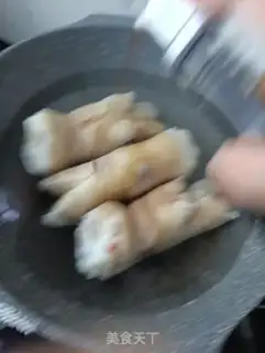 Make Pig hoof freeze step 2