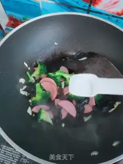 Make The ham, the blue flower step 6