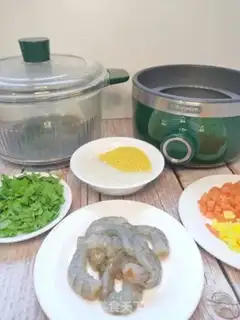 Make Five-colour shrimp congee step 0