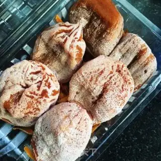 Make Bata Tomato rolls step 0