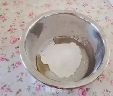 Make First hand-drawing cookies step 1