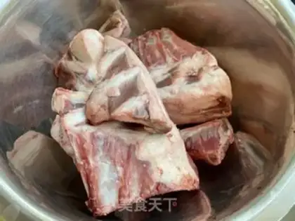 Make Bean and lamb chops step 1
