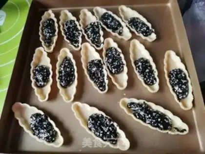 Make Black Sesame Rice Ship step 4