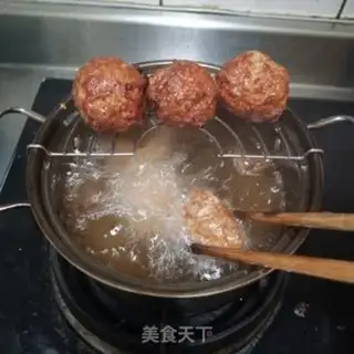 Make Red burning lion head step 4