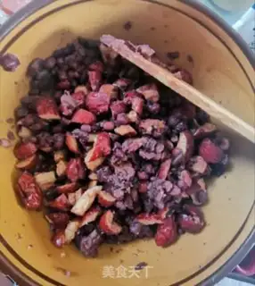 Make Sticky bean buns step 0