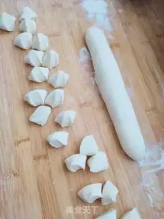 Make Pyramid dumplings step 7