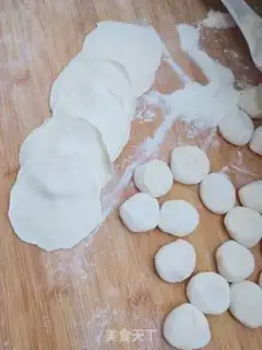 Make Pyramid dumplings step 8