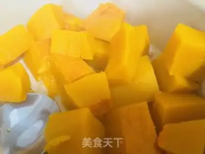 Make Simple pumpkin butter soup step 2