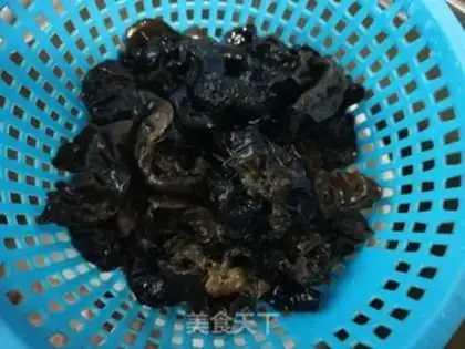 Make Mushroom fried wood step 3