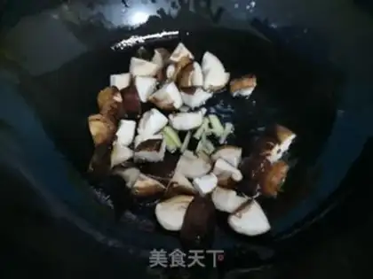 Make Mushroom fried wood step 4