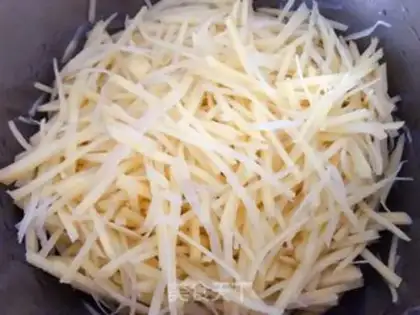 Make Potato silk with pepperoni step 2