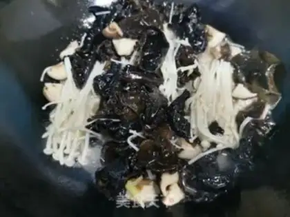 Make Mushroom fried wood step 10