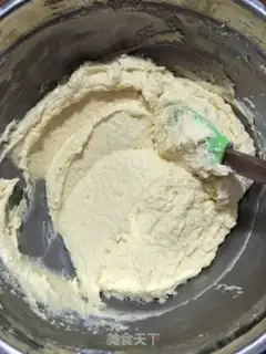Make Super wet coconut pound cake step 4