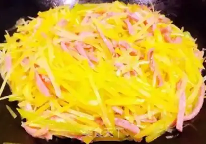Make Potato silk with pepperoni step 9