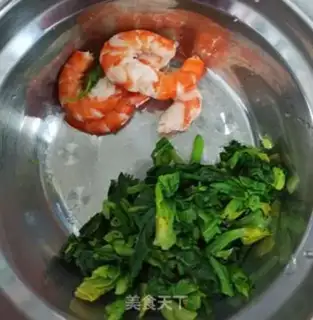 Make Pine shrimp fried rice step 0