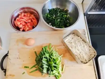 Make Spinach soup step 0