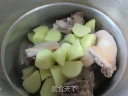 Make Potato chicken soup step 1